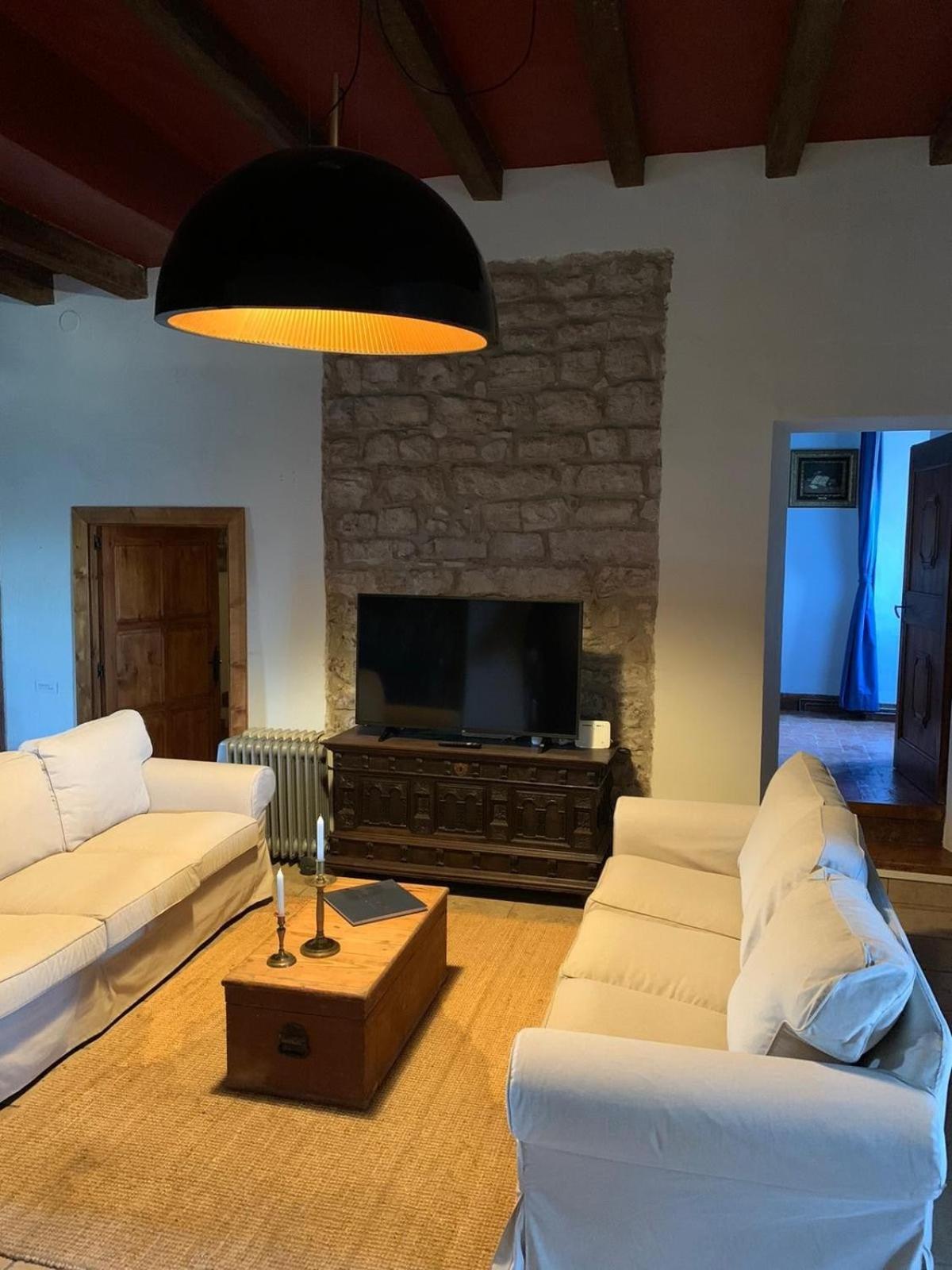 Masia Cal Millas - Turisme Rural Castellfullit de Riubregos Exterior foto